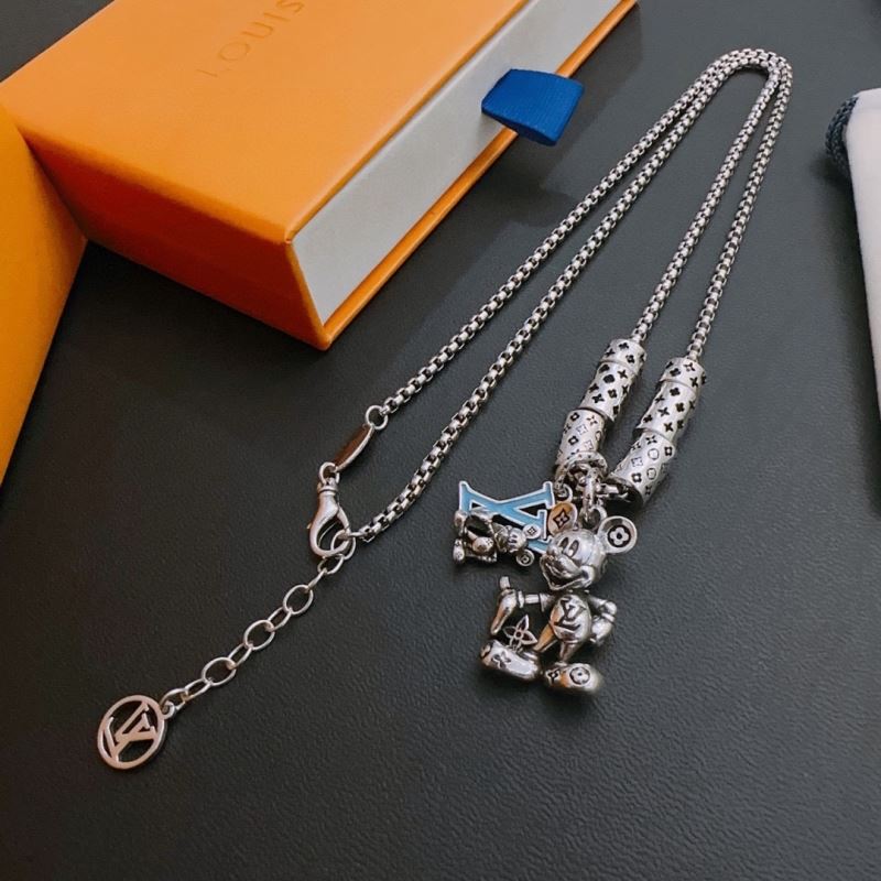 Louis Vuitton Necklaces - Click Image to Close